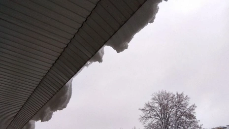 Глыба снега со льдом упала на ребенка в Юрьев-Польском