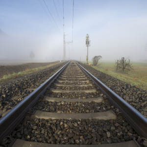 В Коврове мотоциклист и пассажир погибли под колесами поезда