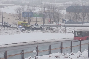 Во Владимире на Содышке водитель влетел в столб