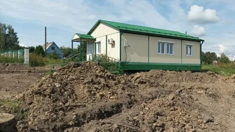 Во Владимирской области подрядчик сорвал благоустройство сельского ФАПа