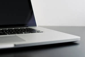 Россиян призвали не очеловечивать искусственный интеллект