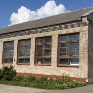 Родители учеников школы №37 в поселке Балакирево пожаловались на ее состояние