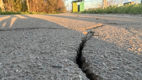 Во Владимирской области на чиновников подали иск за огромные ямы на дорогах