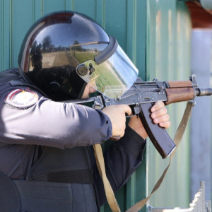 В Камешково «террорист» взял в заложники 20 учеников школы