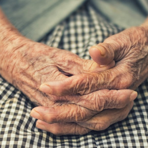 Жители Судогды и полицейские помогли найти потерявшуюся 89-летнюю бабушку