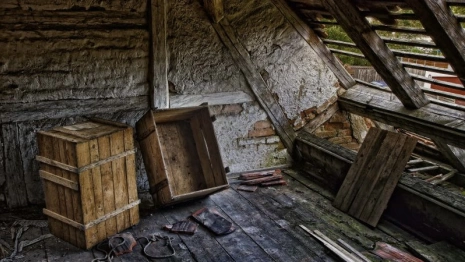 Глава СКР взял на контроль ситуацию с аварийными домами в Лакинске