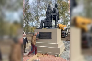 В Киржаче установили памятник купцов Соловьевых