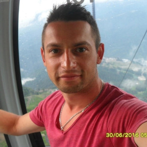 В зоне СВО погиб 37-летний боец из Владимира