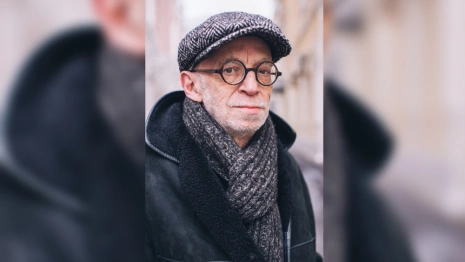 Умер российский поэт и публицист Лев Рубинштейн