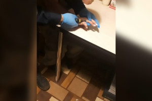 В Коврове девушка не смогла снять кольцо с пальца и вызвала спасателей