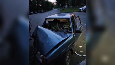 Во Владимире водитель «Лады» влетел в фуру