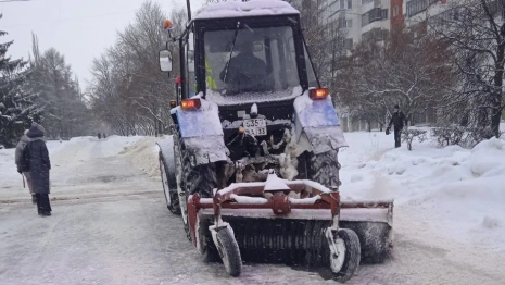 Во Владимире водителей попросили убрать авто с 15 дорог