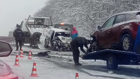 В ДТП с двумя легковушками и автобусом под Владимиром погибли 2 человека