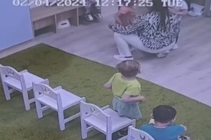 На избившую ребенка воспитателя детсада во Владимире наложили подписку о невыезде