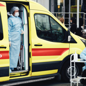 Во Владимире сократили количество бригад скорой помощи ради сохранения зарплаты медикам