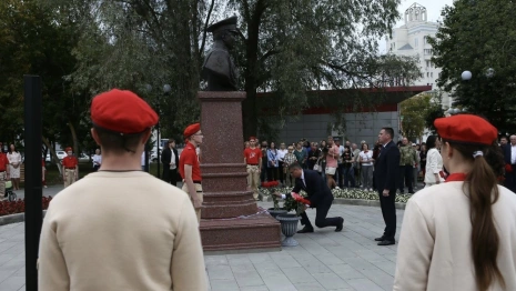 Сквер на проспекте Ленина во Владимире официально назвали Кутузовским