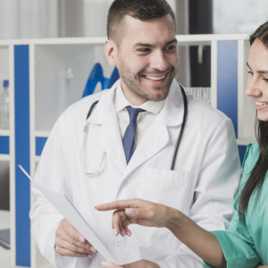 Во Владимирской области введут дополнительные выплаты медикам