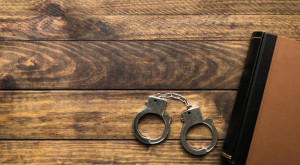 СМИ: Во Владимире полицейский избил 20-летнего студента