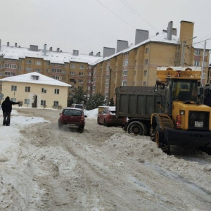 Во Владимире автомобилистов попросили убрать машины с 16 улиц