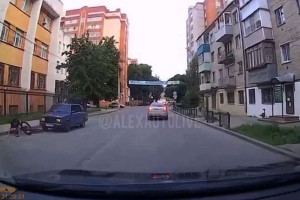 В Александрове «семерка» сбила велосипедиста
