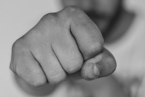 Во Владимире избивший кашляющего юношу подросток избежал реального срока