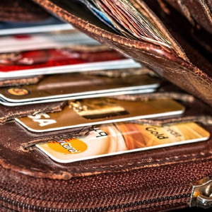 Жители Владимирской области отдали аферистам 18 млн рублей 