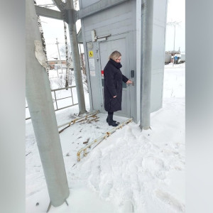 Житель села под Владимиром пожаловался на сломанные лифты на переходе через М-7 Волга 