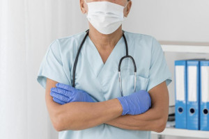 Фельдшера из Коврова оштрафовали на 150 тыс. рублей за слив информации о смерти людей