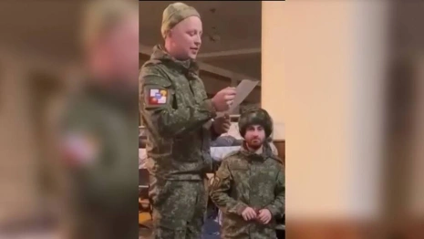 Власти Владимирской области показали видео с участниками СВО, читающими письма школьников