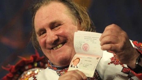 Мошенники взяли 3 кредита на имя Жерара Депардье 