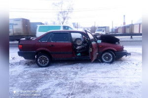 Во Владимирской области водитель легковушки въехал в припаркованный прицеп