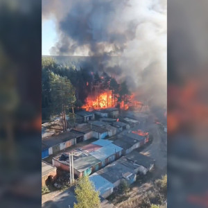 Мощный пожар в районе Загородного парка во Владимире сняли на видео