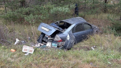 Под Александровом иномарка улетела в кювет: пострадали двое