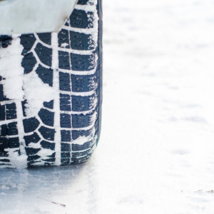 Платник М-12 во Владимирской области занесло снегом