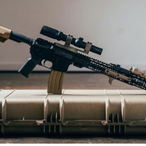 Задержанного владимирской ФСБ мужчину осудили за контрабанду оружия из США