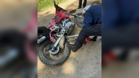 
В Коврове мотоциклист застрял ногой между рамой и колесом