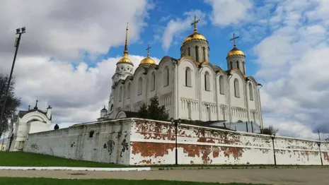 Во Владимире в 3-й раз начали поиск подрядчика для реставрации ограды Успенского собора