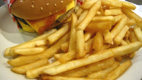 Во Владимире внезапно отложили открытие обновленного «Макдоналдса»