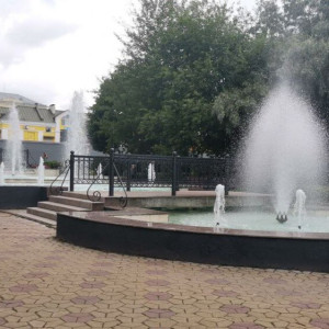 Во Владимире заработал фонтан в Комсомольском сквере

