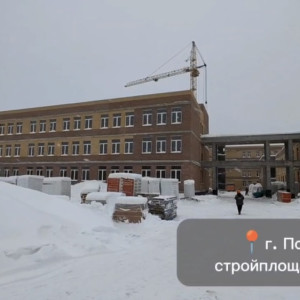 Школа на 1100 мест в Покрове оказалась готова наполовину