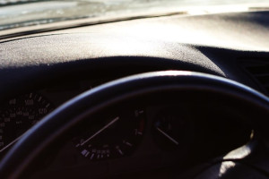 Во Владимирской области водитель переписал машину на мать в надежде избежать конфискации