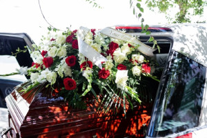 Во Владимире похоронному бюро выписали штраф в 1 млн за покупку в МВД данных об умерших 