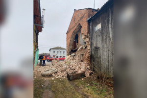 Главу Судогодского района наказали из-за обрушения дома на улице Ленина