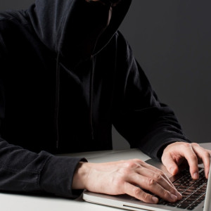 Владимирские силовики задержали поддержавшего террористов уроженца Центральной Азии