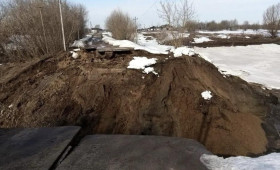 В Муромском районе паводок отрезал деревню от цивилизации