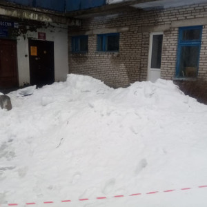 Пострадавшей от глыбы льда у детсада во Владимирской области оказалась 2-летняя малышка