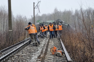 В соседнем с Владимирской областью регионе грузовой поезд сошел с рельсов