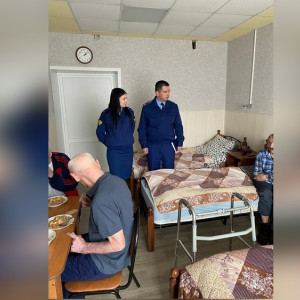 В доме престарелых под Кольчугино нашли просроченные лекарства и медицинские изделия 