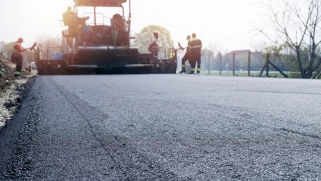 Во Владимире отремонтируют тротуар у Белого дома