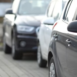 Во Владимире организуют парковку рядом с больницами